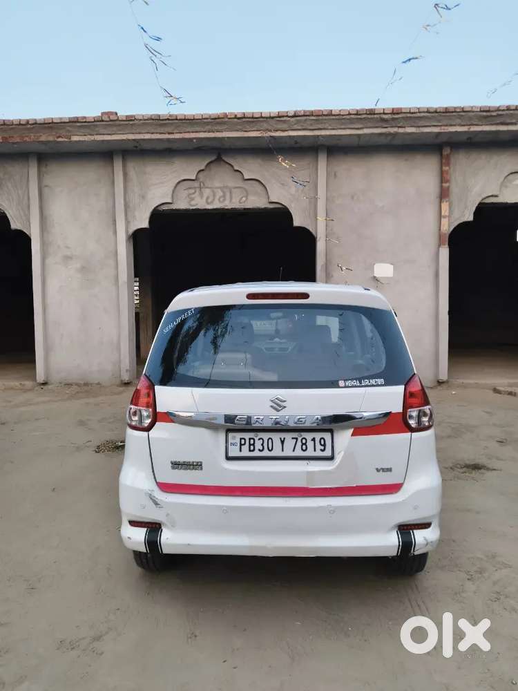 Maruti Suzuki Ertiga 2016 Diesel 165000 Km Driven