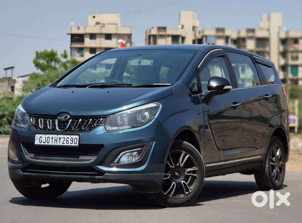 Mahindra Marazzo M8, 2018, Diesel