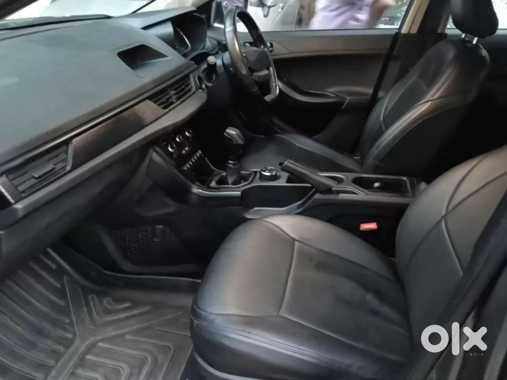 Tata Nexon, 2024, Petrol