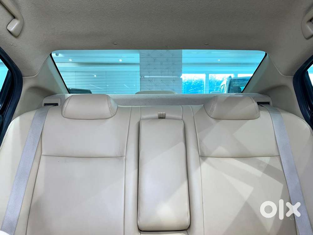Honda City 1.5 V Cvt I-vtec Mt, 2022, Petrol