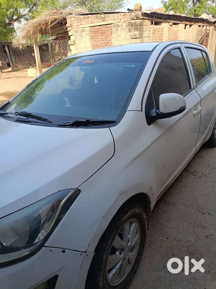 Hyundai I20 Sportz 2012
