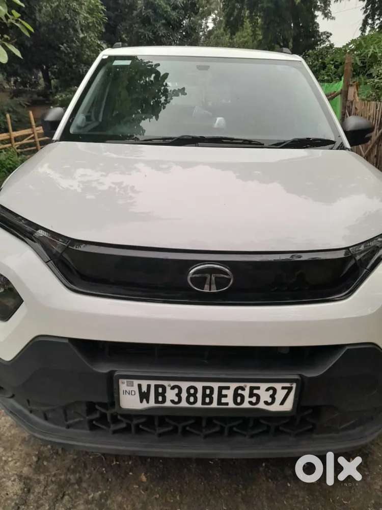 Tata Punch 1.2 Adventure 2024 Camo Petrol Amt
