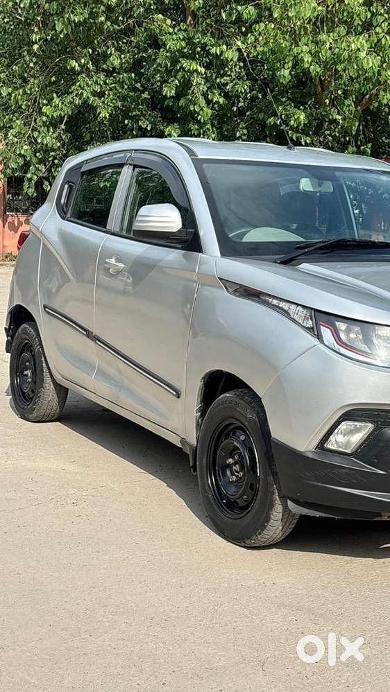 Mahindra Kuv 100 2016 Diesel Well Maintained