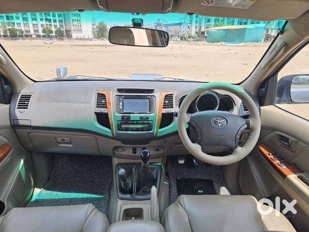 Toyota Fortuner 3.0 4x4 Manual, 2010, Diesel