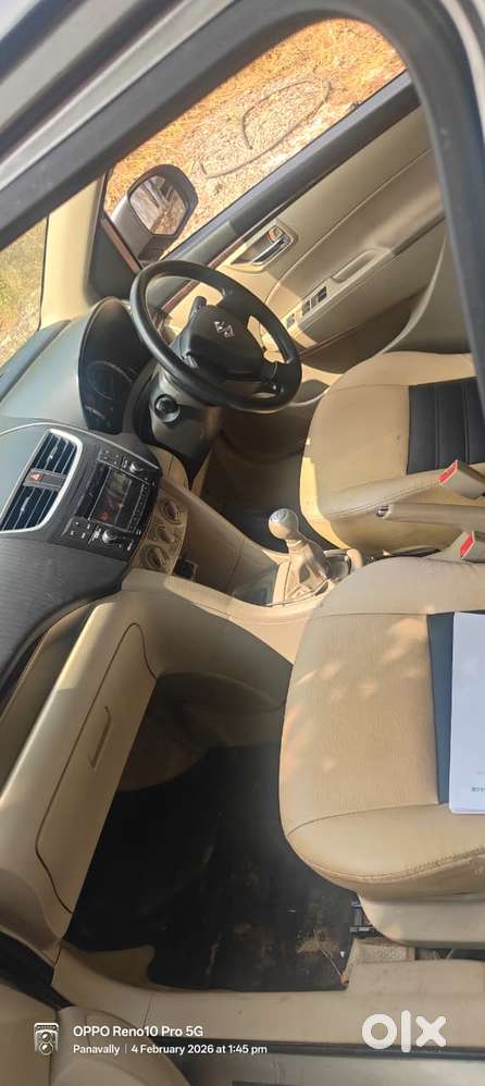 Maruti Suzuki Swift Dzire 1.2 Vxi Bsiv, 2015, Petrol