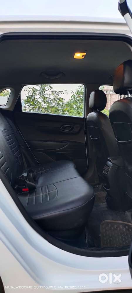 Hyundai I20 Sportz 1.2 Vtvt, 2022, Petrol