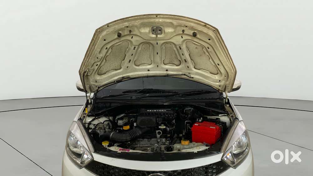 Tata Tiago 1.2 Revotron Xz, 2017, Petrol