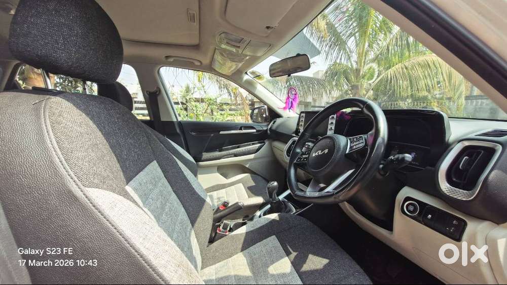 Extremely Well Maintained Kia Sonet Htx