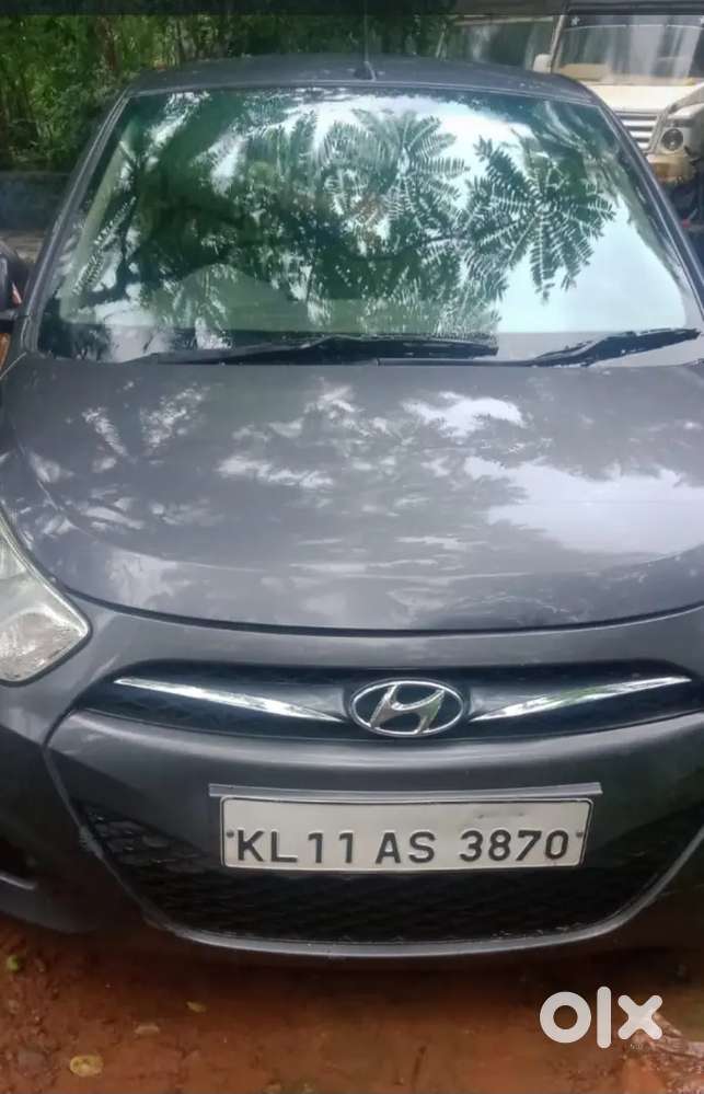 Hyundai I 10 Car , Blue Colour