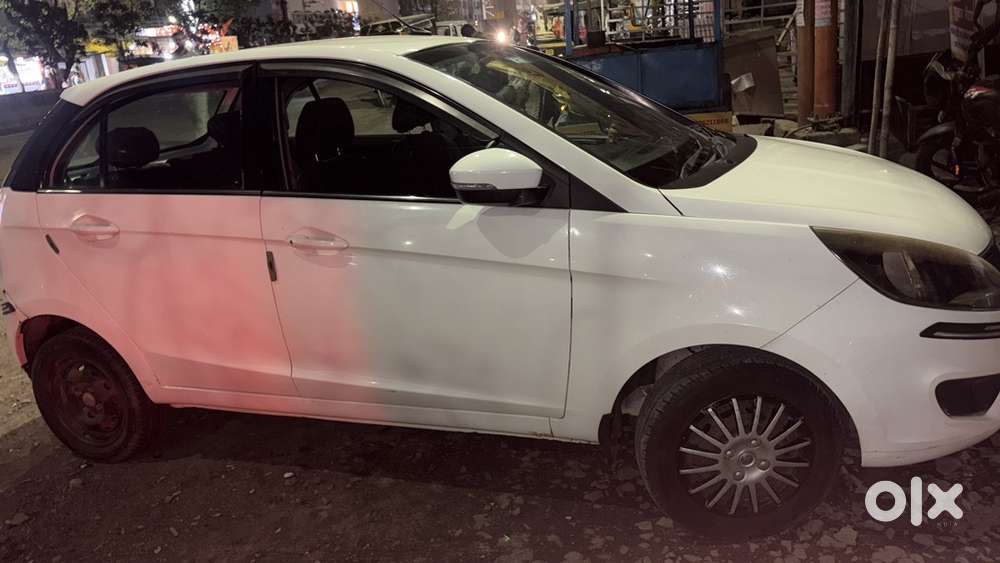 Tata Bolt Petrol 2016
