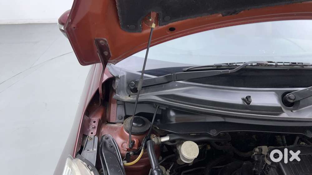 Maruti Suzuki Swift Dzire 1.3 Vxi, 2015, Petrol