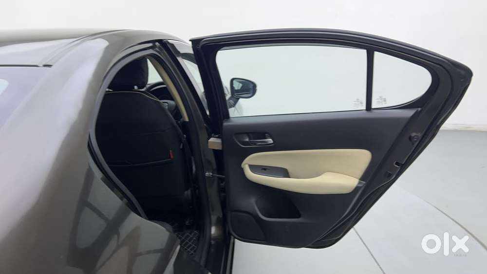 Honda City I-vtec V, 2022, Petrol