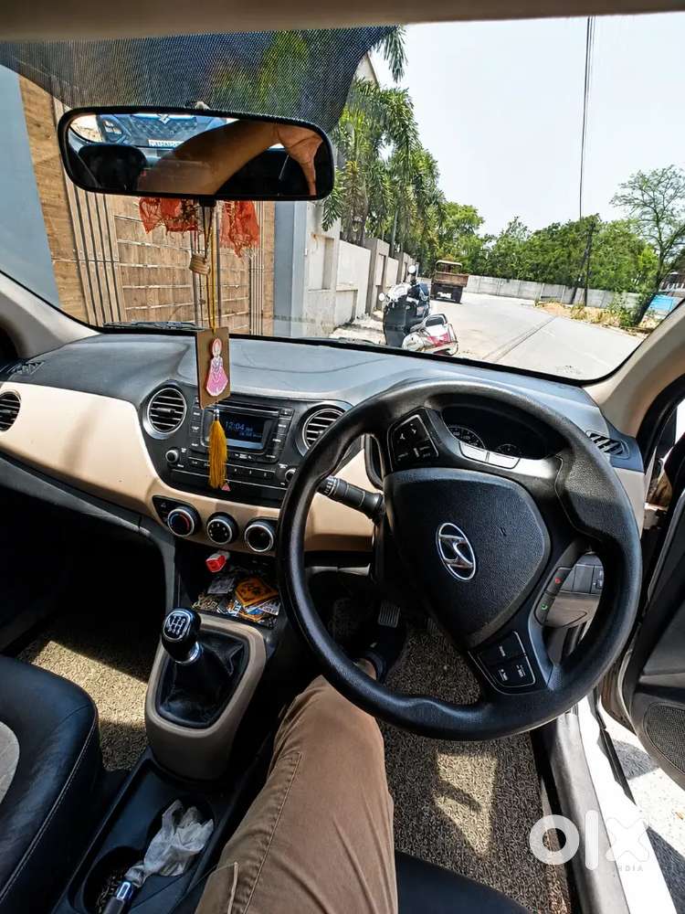 Hyundai Grand I10 Sportz 2016  Well Maintained  Good Condition