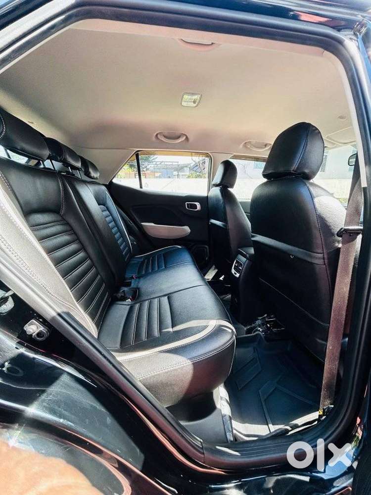 Hyundai Venue 1.2 S (o), 2023, Petrol