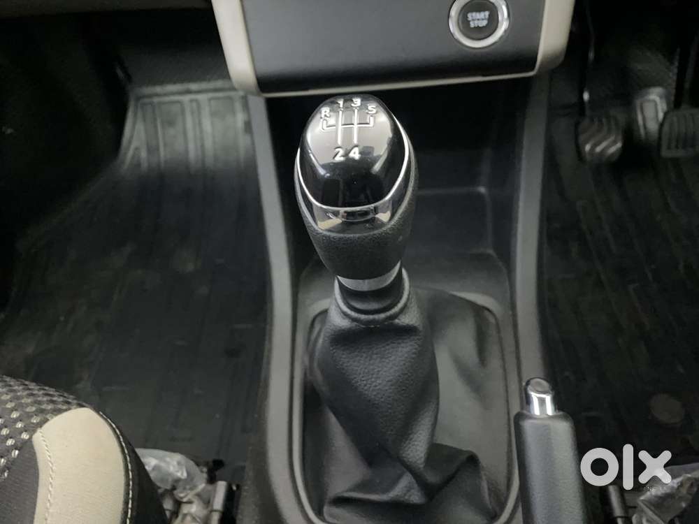 Renault Triber Rxz, 2019, Petrol