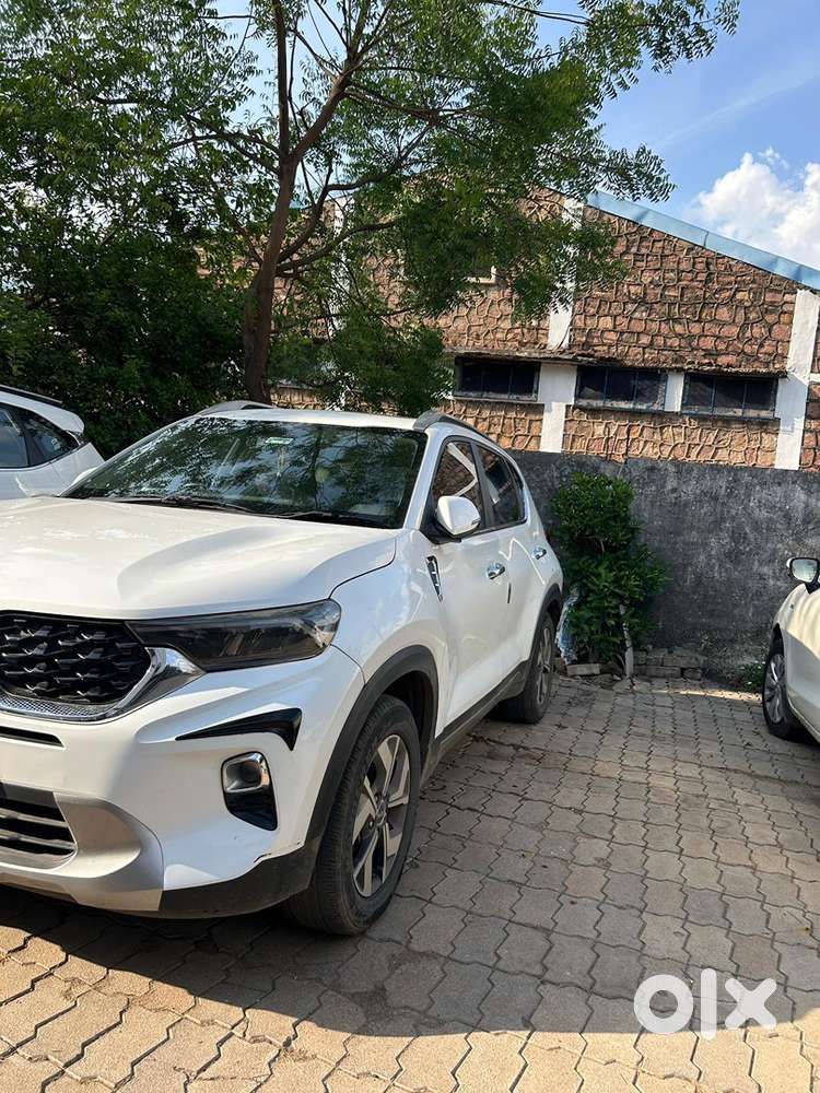 Kia Sonet 2021 Petrol, Excellent Condition