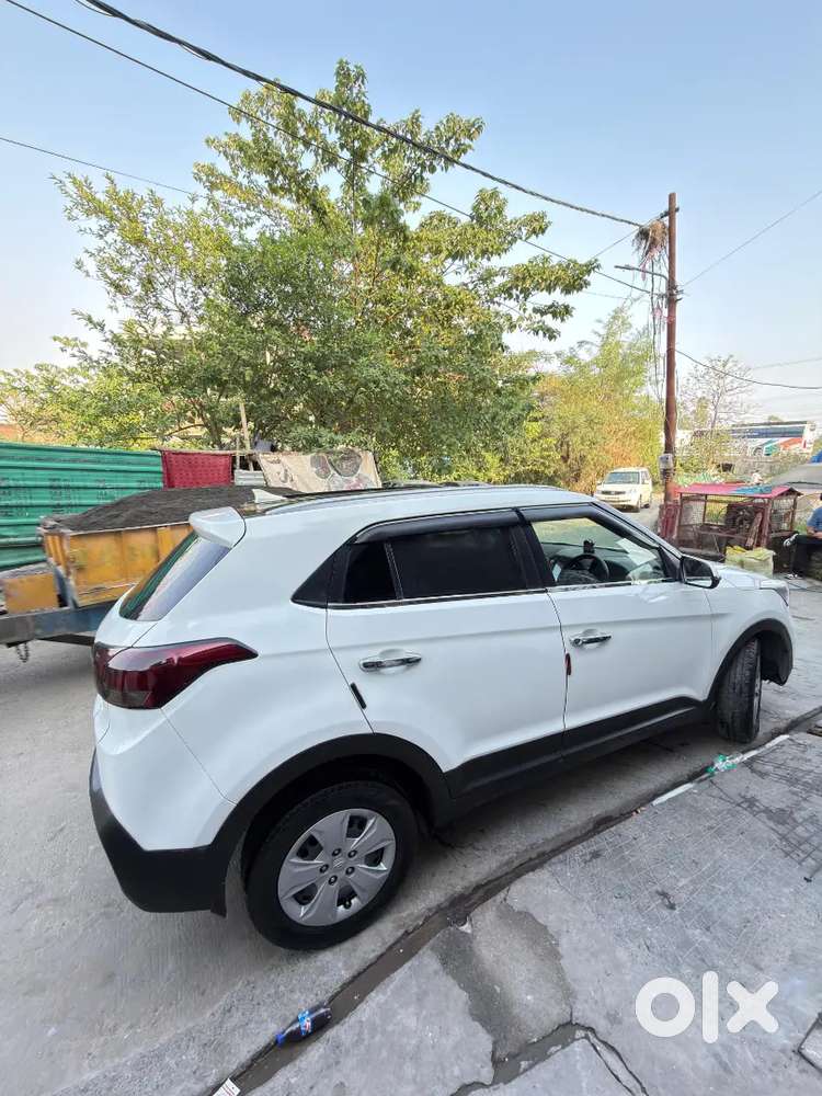 Creta Very Good Condition Loan Facility Available