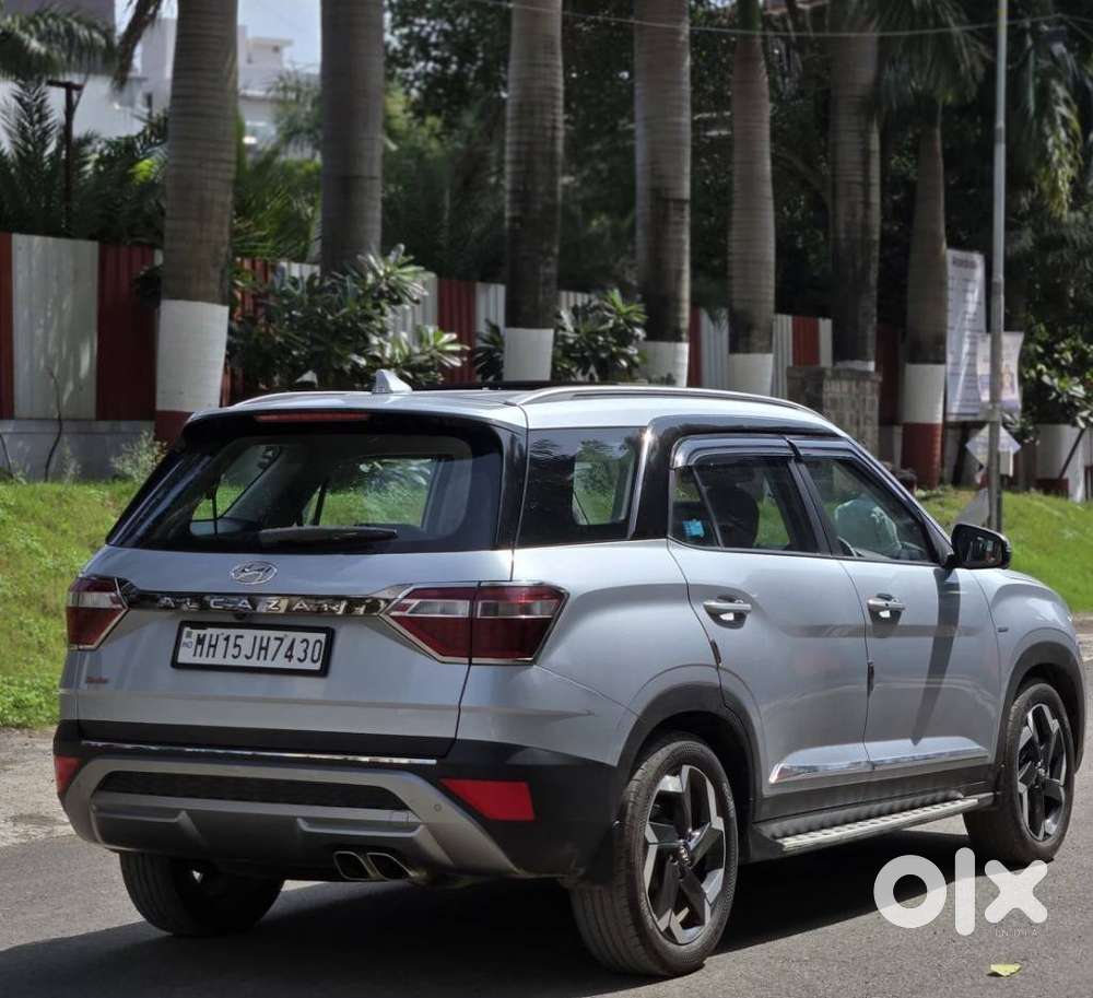 Hyundai Alcazar Platinum, 2023, Petrol