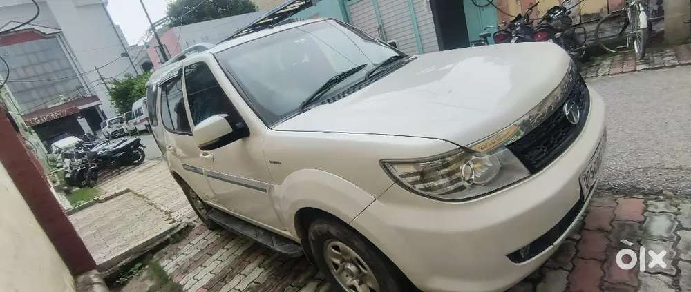 Tata Safari Storme 2017 With Average Of 15kmpl