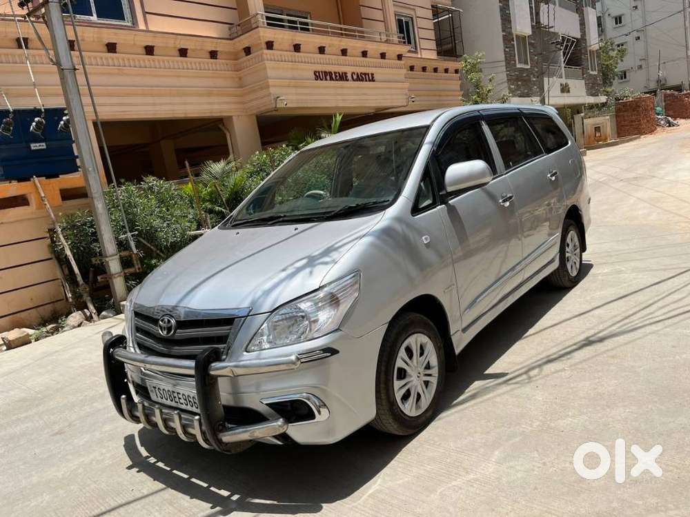 Toyota Innova 2.5 G (diesel) 8 Seater, 2014, Diesel