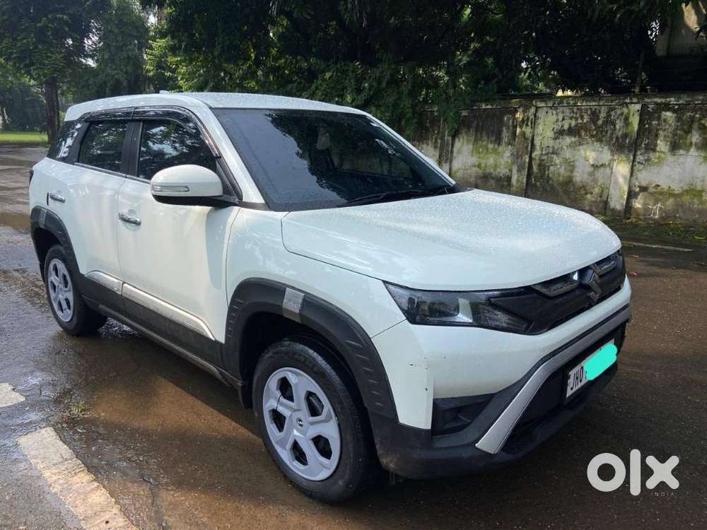Maruti Suzuki Brezza 1.5 Lxi Smart Hybrid, 2022, Petrol