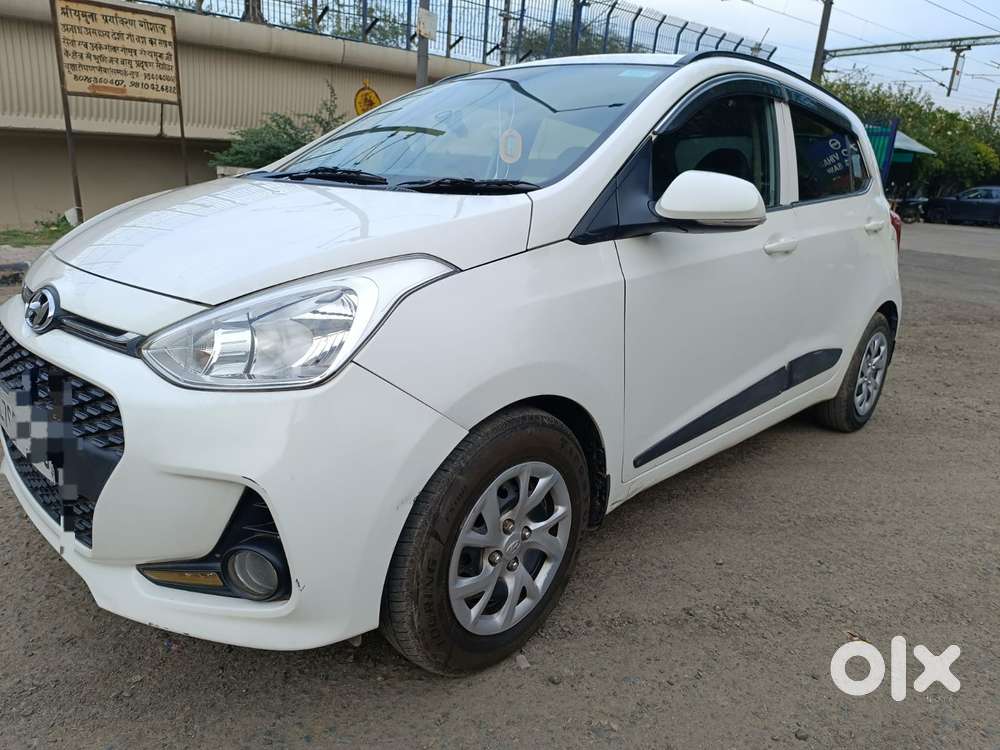 Hyundai Grand I10 Sportz(o) 1.2 Mt, 2018, Cng & Hybrids