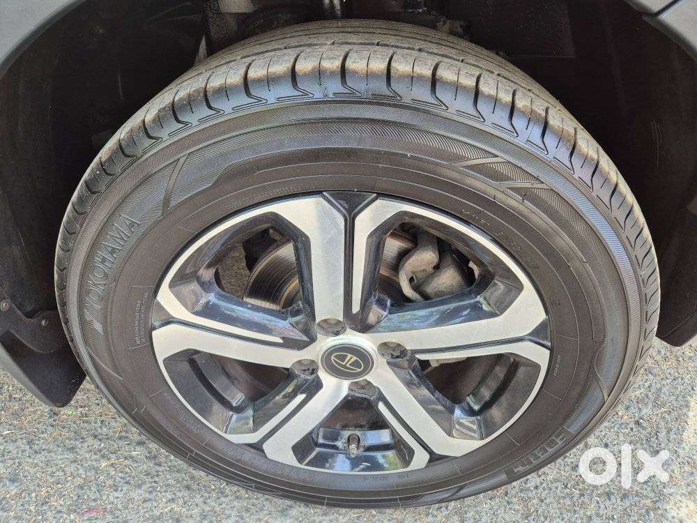 Tata Nexon 1.5 Revotorq Xz Plus Dual Tone, 2021, Petrol