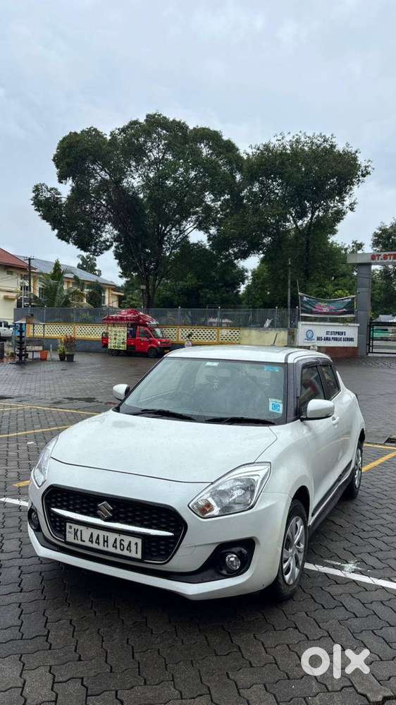 2022 Maruti Suzuki Swift Ags  Low Km  Excellent Condition