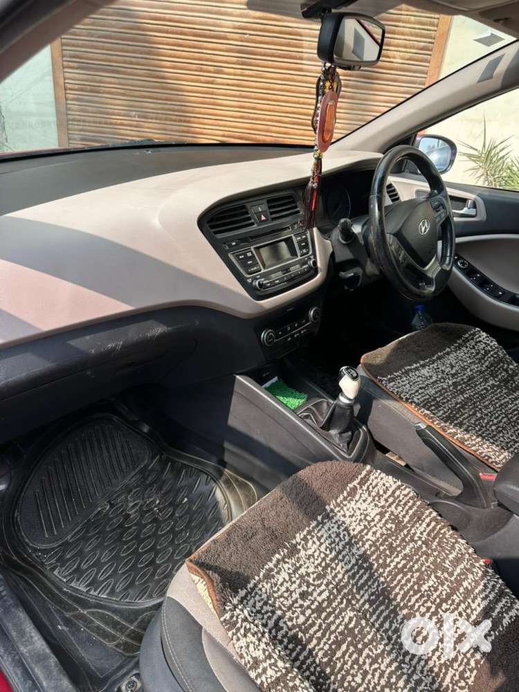 Hyundai Elite I20 2014 Petrol Well Maintained Tiptop Condition