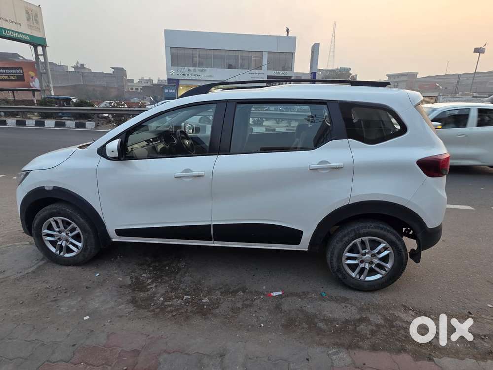 Renault Triber Rxt, 2021, Petrol