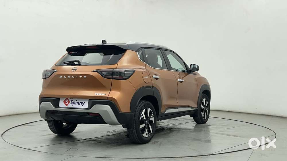 Nissan Magnite 1.0 Xv Premium Dual Tone, 2024, Petrol