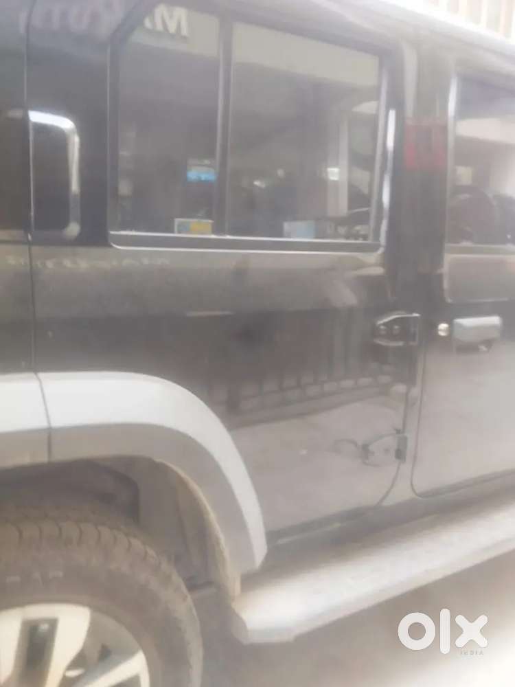 Mahindra Thar Roxx 2025 Petrol 13000 Km Driven