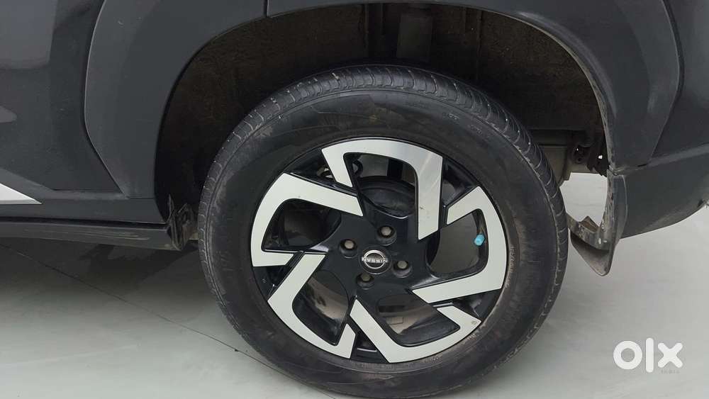 Nissan Magnite 1.0 Xv, 2021, Petrol