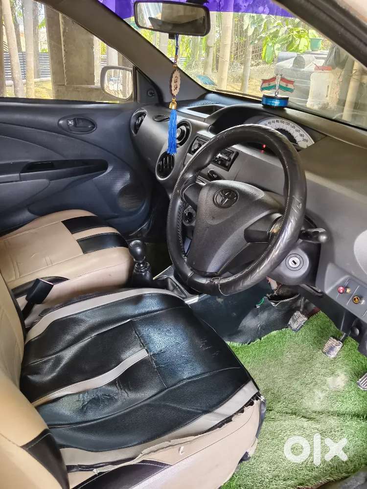 Toyota Etios Liva 2013 Diesel 130000 Km Driven