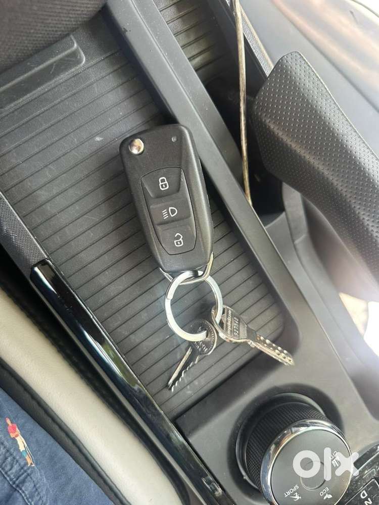 Tata Nexon 2026 Pure Plus Amt