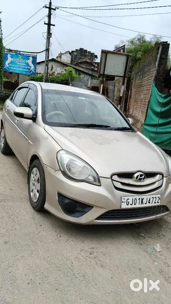 Hyundai Verna 2011 Diesel 4th Owner