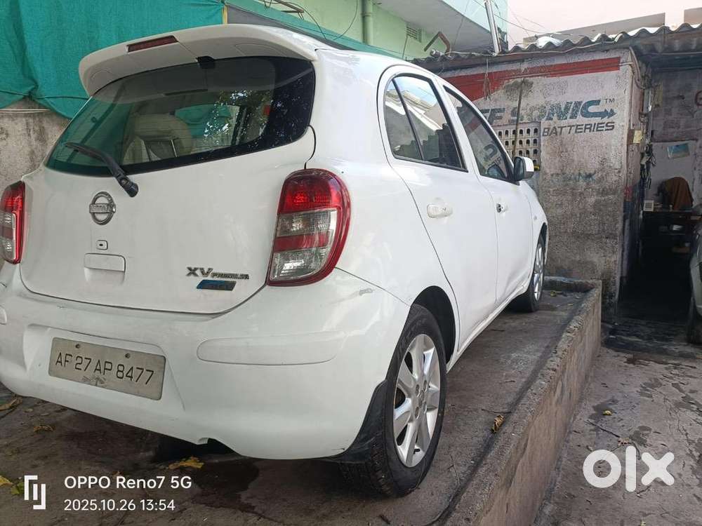 Nissan Micra 2013 Diesel 77000 Km Driven