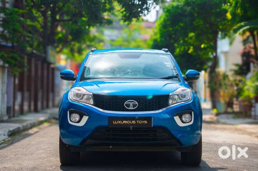 Tata Nexon 1.2 Revotron Xz Plus Dual Tone, 2018, Petrol