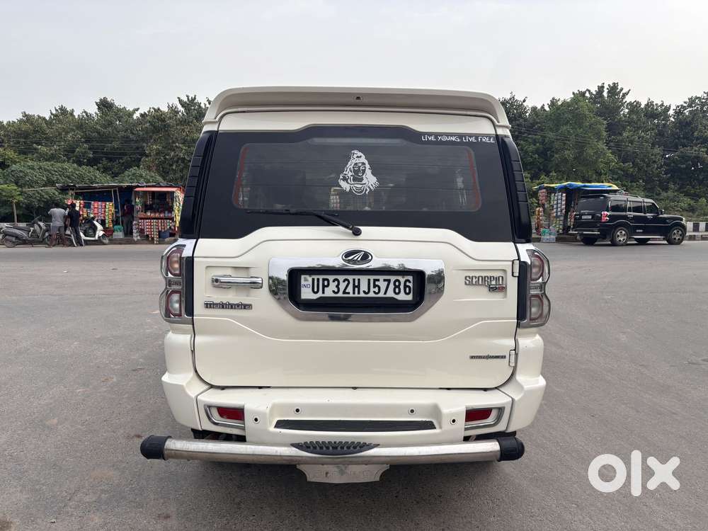 Mahindra Scorpio S10, 2016, Diesel