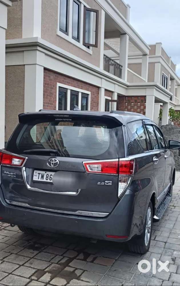 Toyota Innova Crysta 2.8 Z