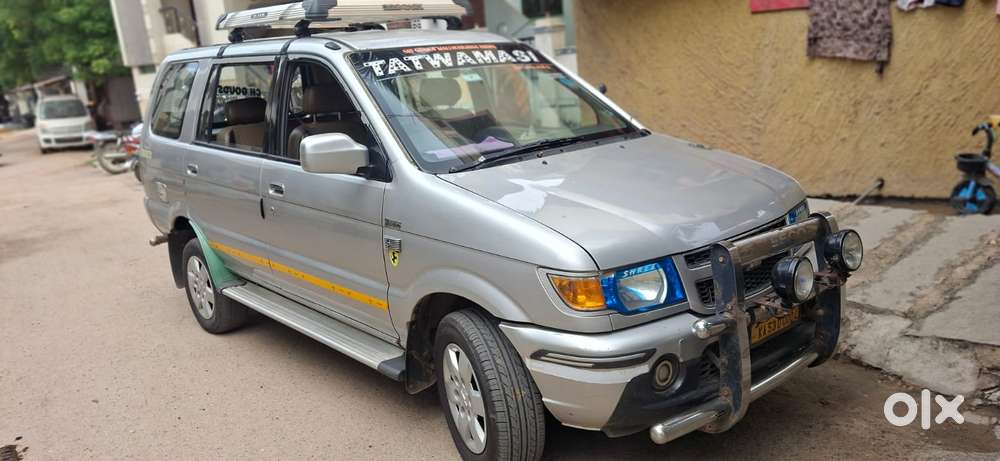 Chevrolet Tavera Ny Elite Ls - B3 10-seater Bs Iii, 2017, Diesel