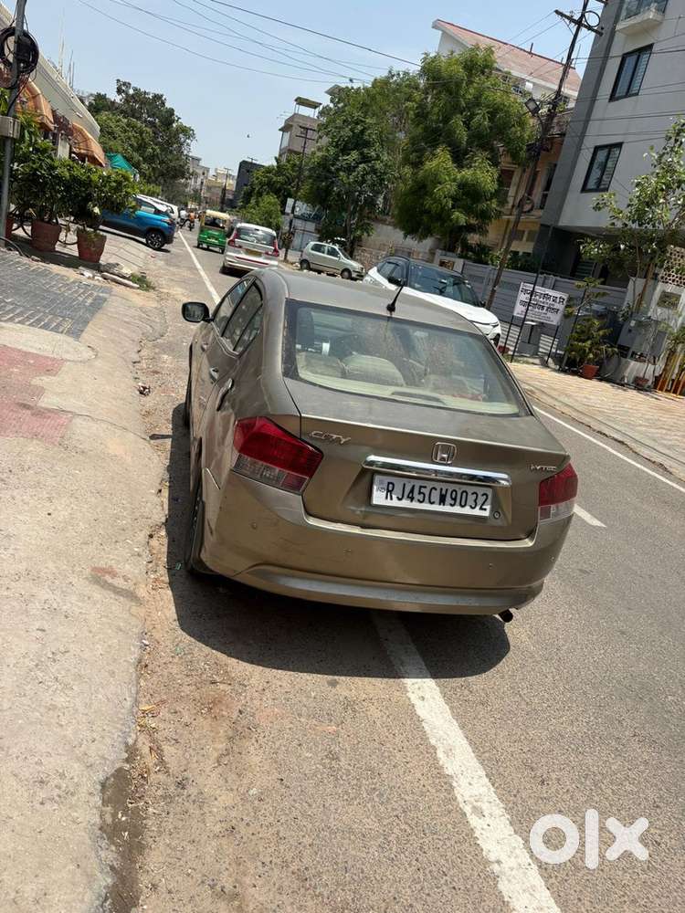Honda Petrol Manual 2011