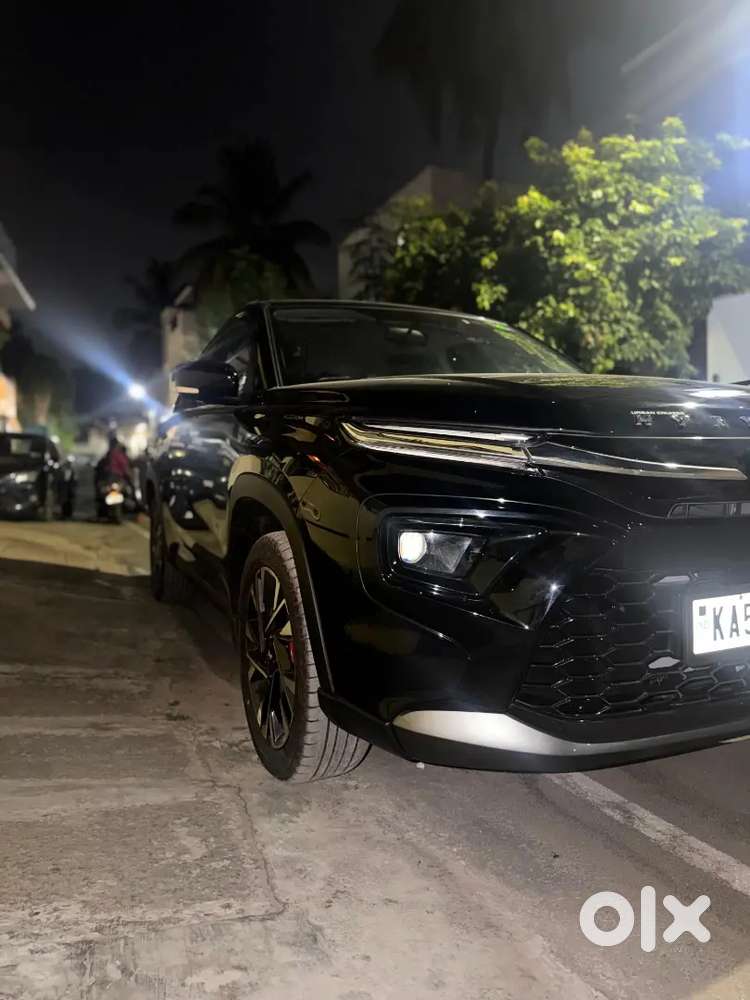 New Car 1 Month Old Only 900 Km Had Ran.