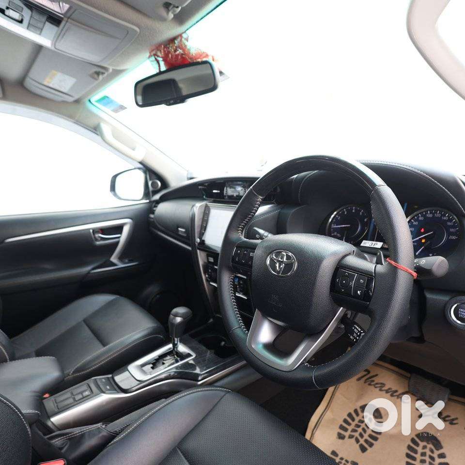 Toyota Fortuner 3.0 4x2 Automatic, 2024, Petrol