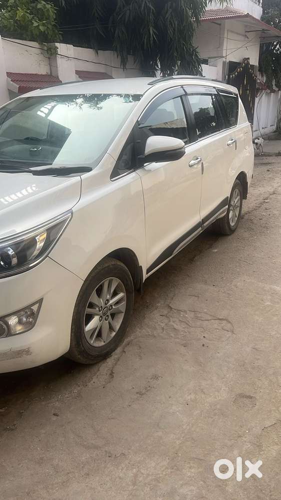 Toyota Innova Crysta 2018