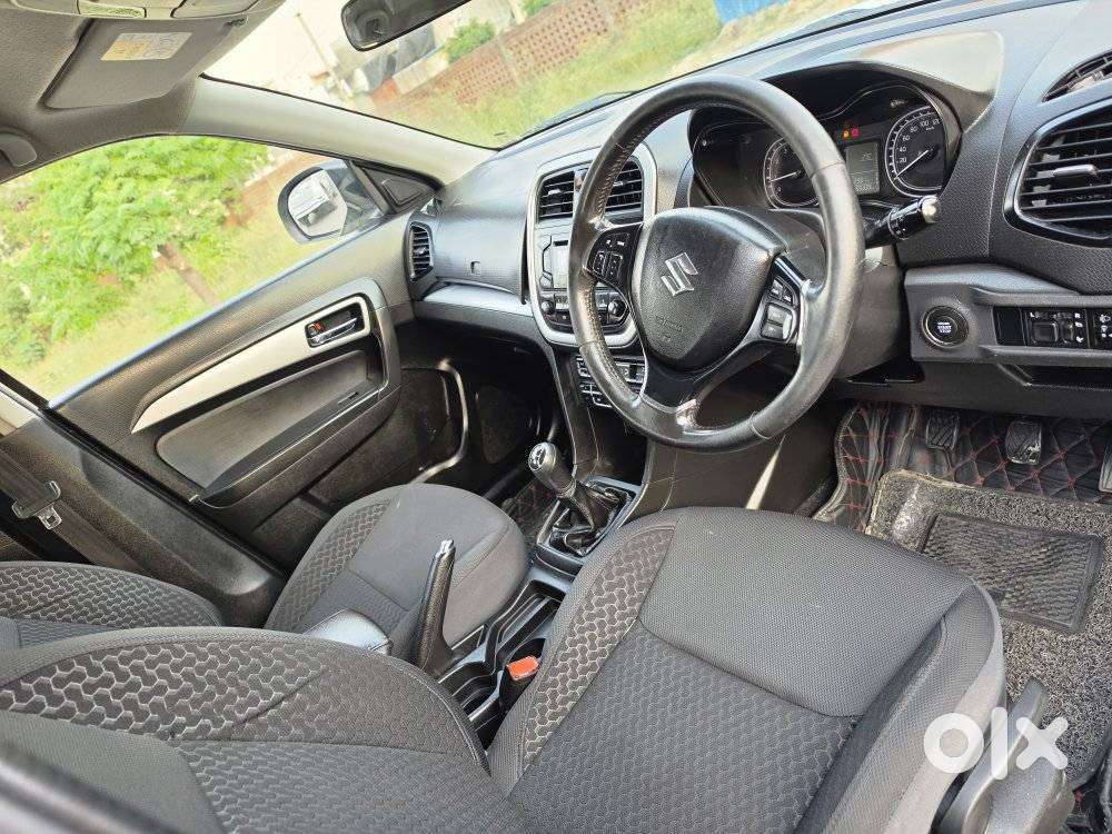 Maruti Suzuki Brezza 1.5 Zxi Smart Hybrid, 2021, Petrol