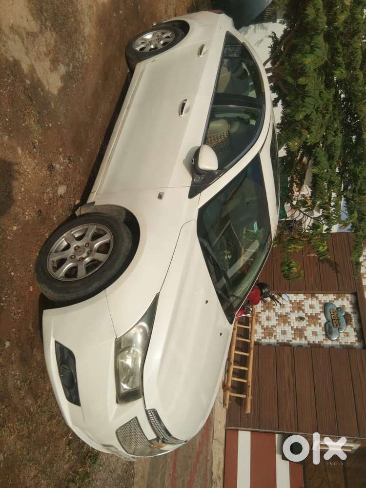 Chevrolet Cruze 2010 Diesel 60000 Km Driven