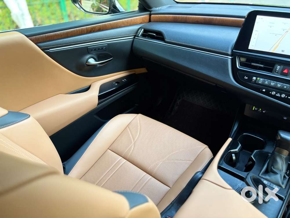 Lexus Es 300h Exquisite, 2025, Petrol