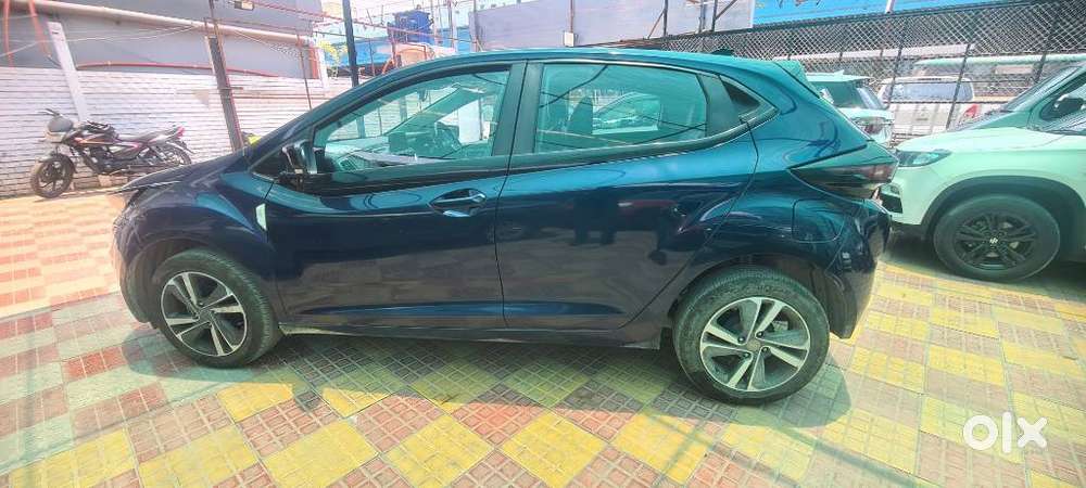 Tata Altroz 1.2 Xz Plus Petrol, 2024, Petrol