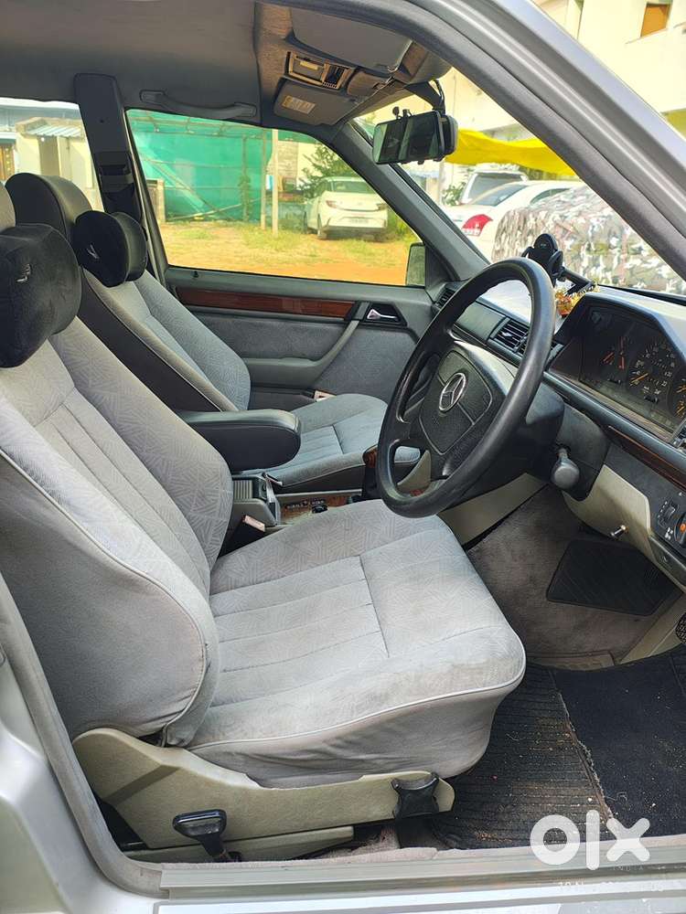 Fully Restored Mercedes-benz W124 E220 Petrol E Class